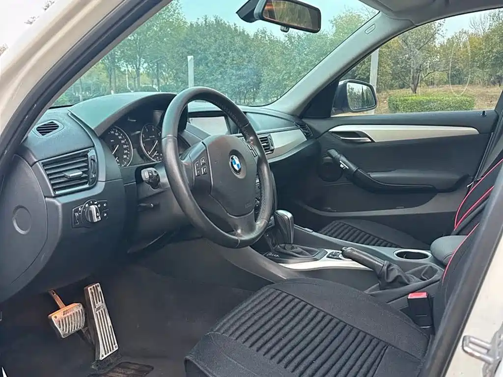 BMW X1 — миниатюра 8
