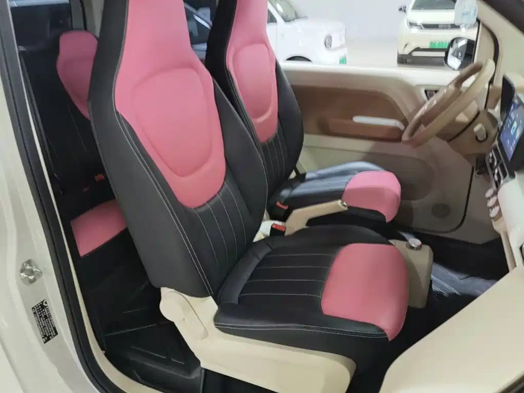 Wuling MINIEV — миниатюра 25