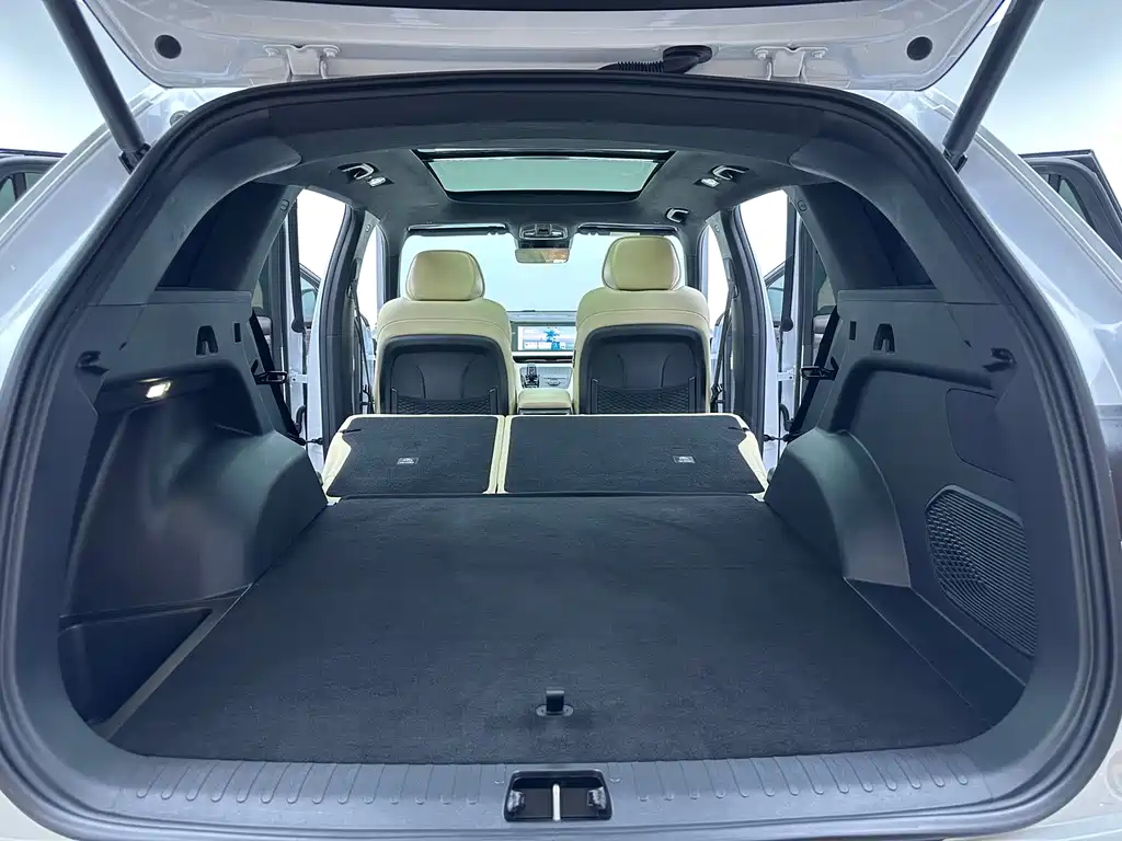 Geely Xingyue L — миниатюра 30