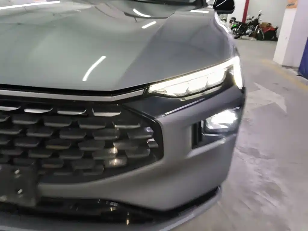 Ford Mondeo — миниатюра 24