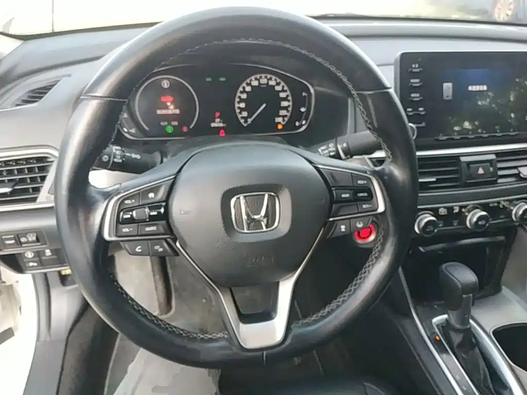Honda Accord — миниатюра 11