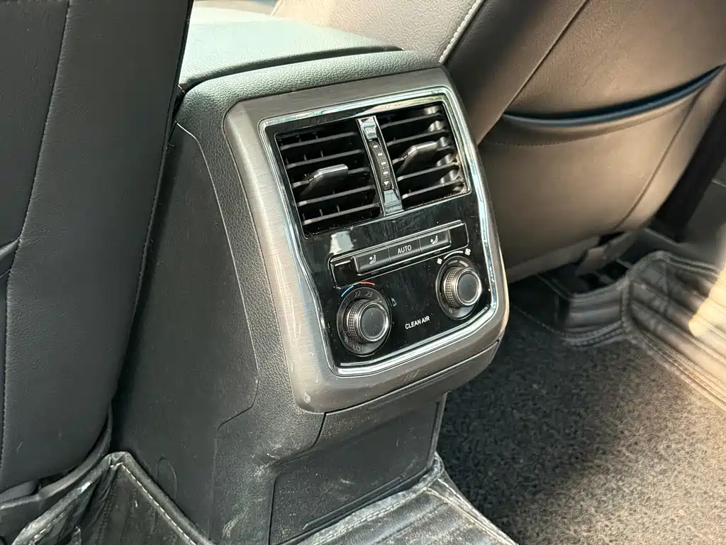 Volkswagen Passat — миниатюра 10