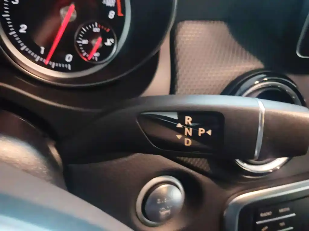 Mercedes-Benz GLA — миниатюра 14