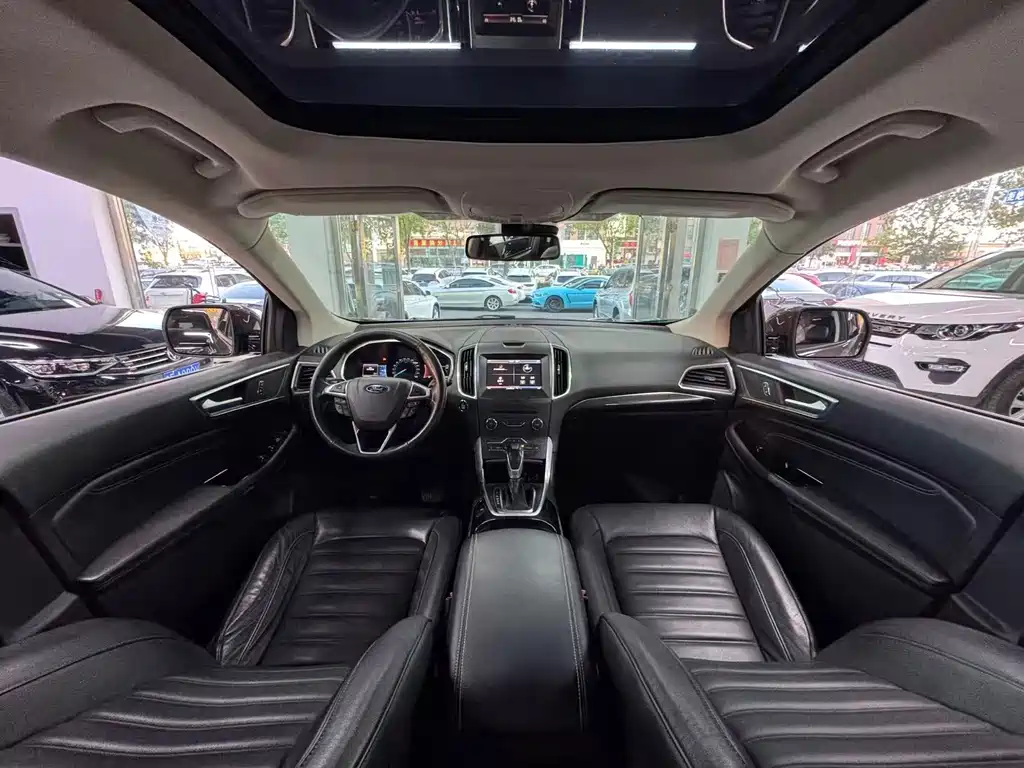 Ford Edge — миниатюра 10