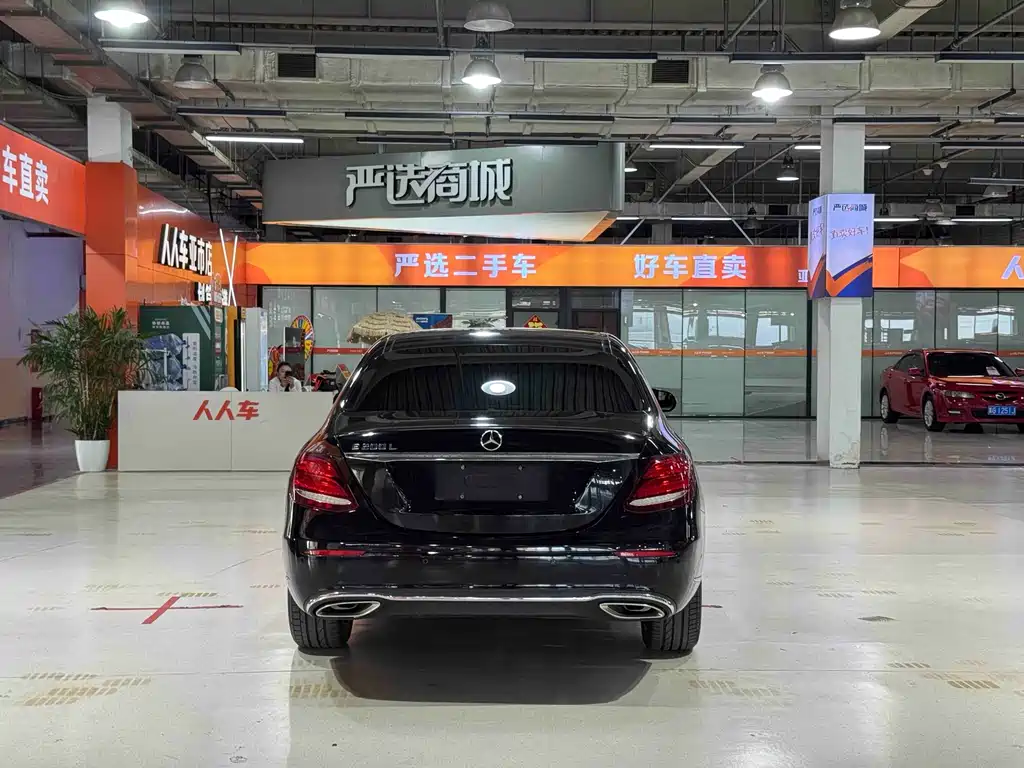 Mercedes-Benz E-Class — миниатюра 4