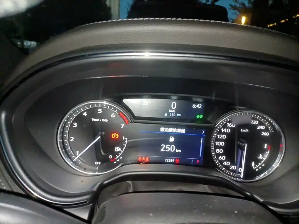 Cadillac CT5 — миниатюра 4