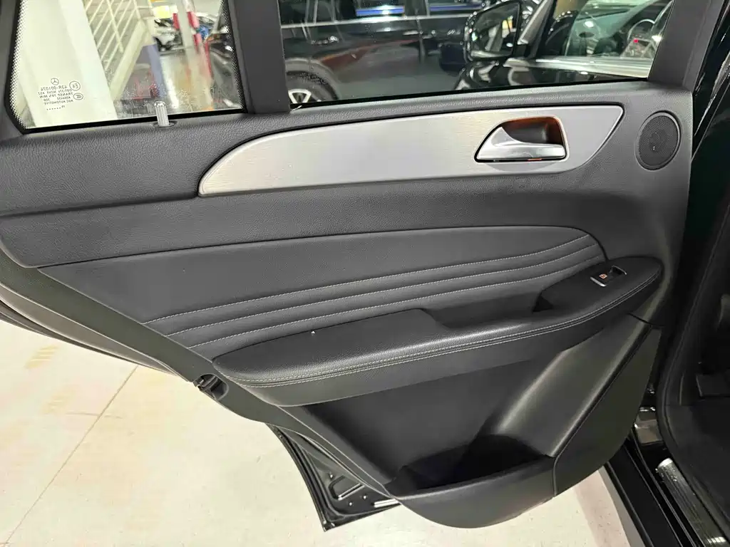 Mercedes-Benz GLE Coupe — миниатюра 12