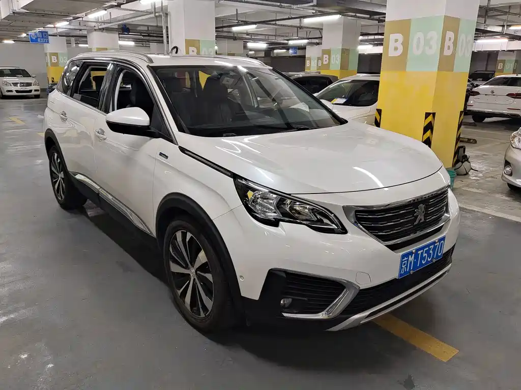 Peugeot 5008 — миниатюра 3