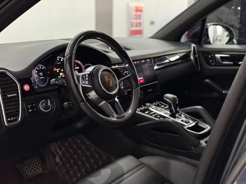 PORSCHE CAYENNE NEW ENERGY