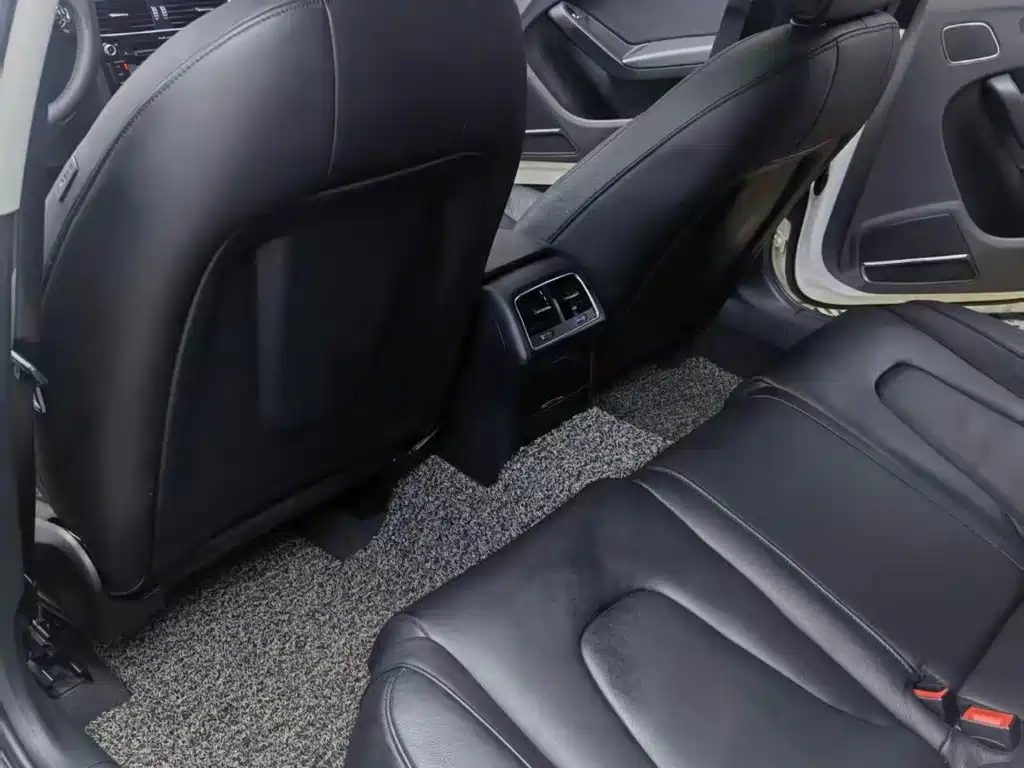 Audi A4L — миниатюра 11