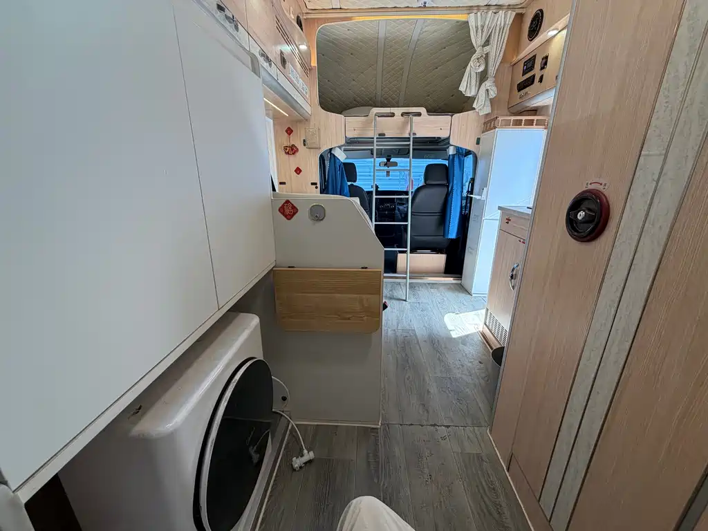 IVECO Ousheng — миниатюра 17