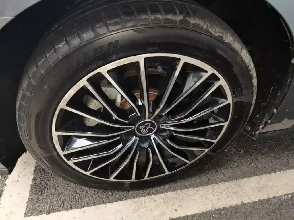 BYD Han — миниатюра 23