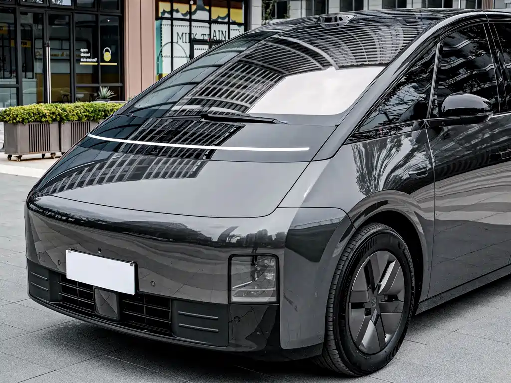 Li Auto Li MEGA — миниатюра 2