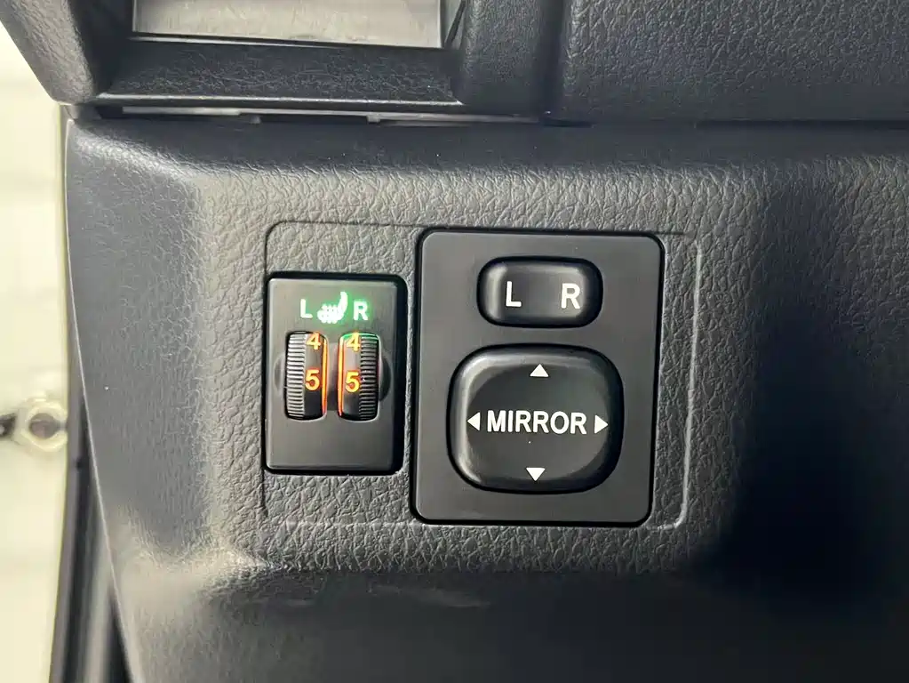 TOYOTA YARIS L ZHIXUAN