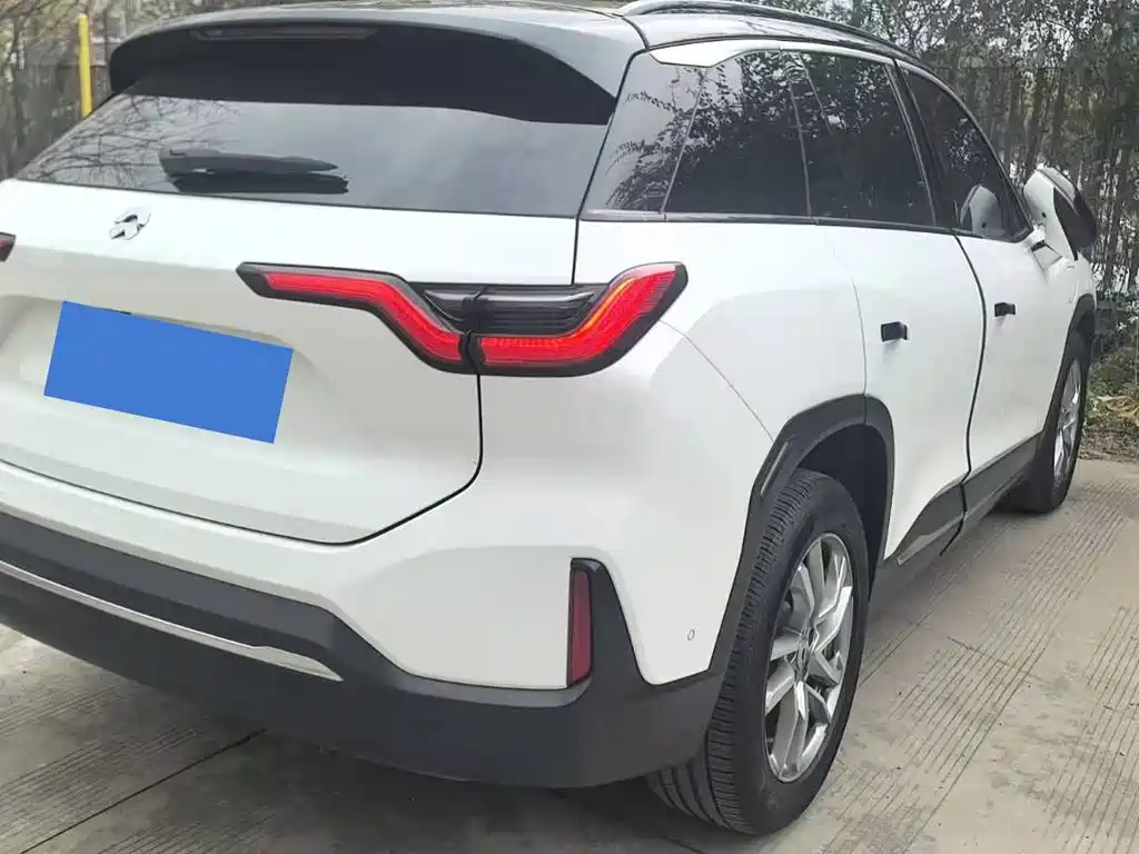 NIO NIO ES6