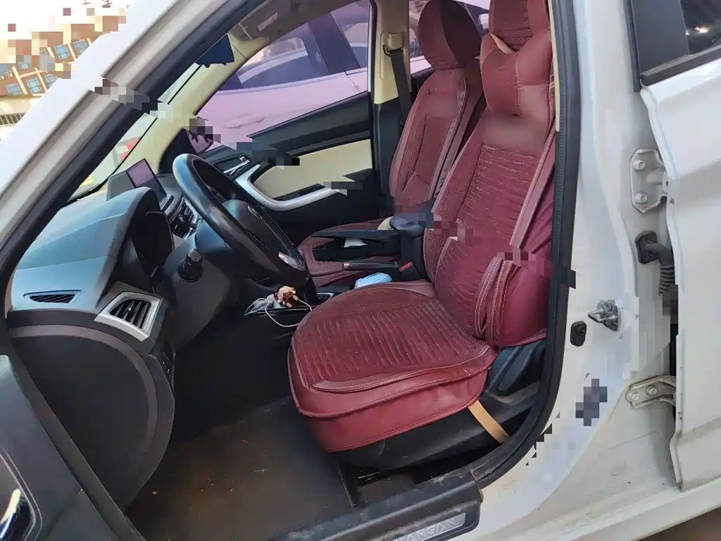 Changan V7 — миниатюра 16