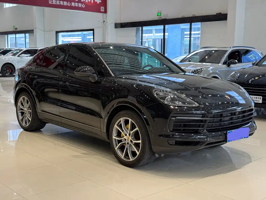 Porsche Cayenne — миниатюра 3