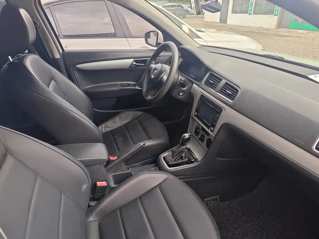Volkswagen Gran Lavida — миниатюра 9