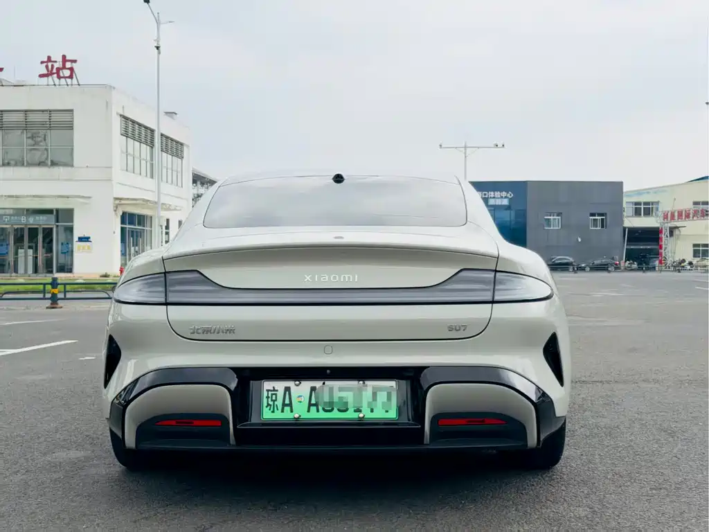 XIAOMI CAR XIAOMI SU7