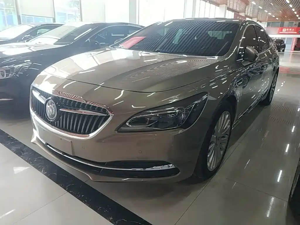 Buick LaCrosse — миниатюра 2