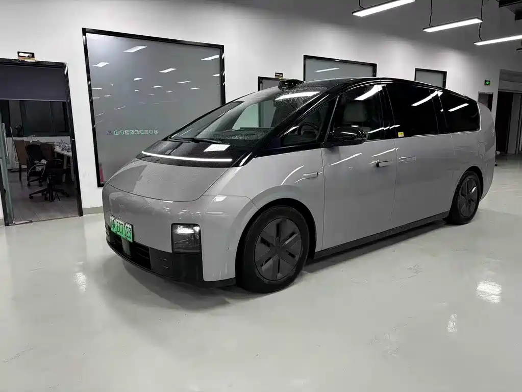 Li Auto Li MEGA 2024