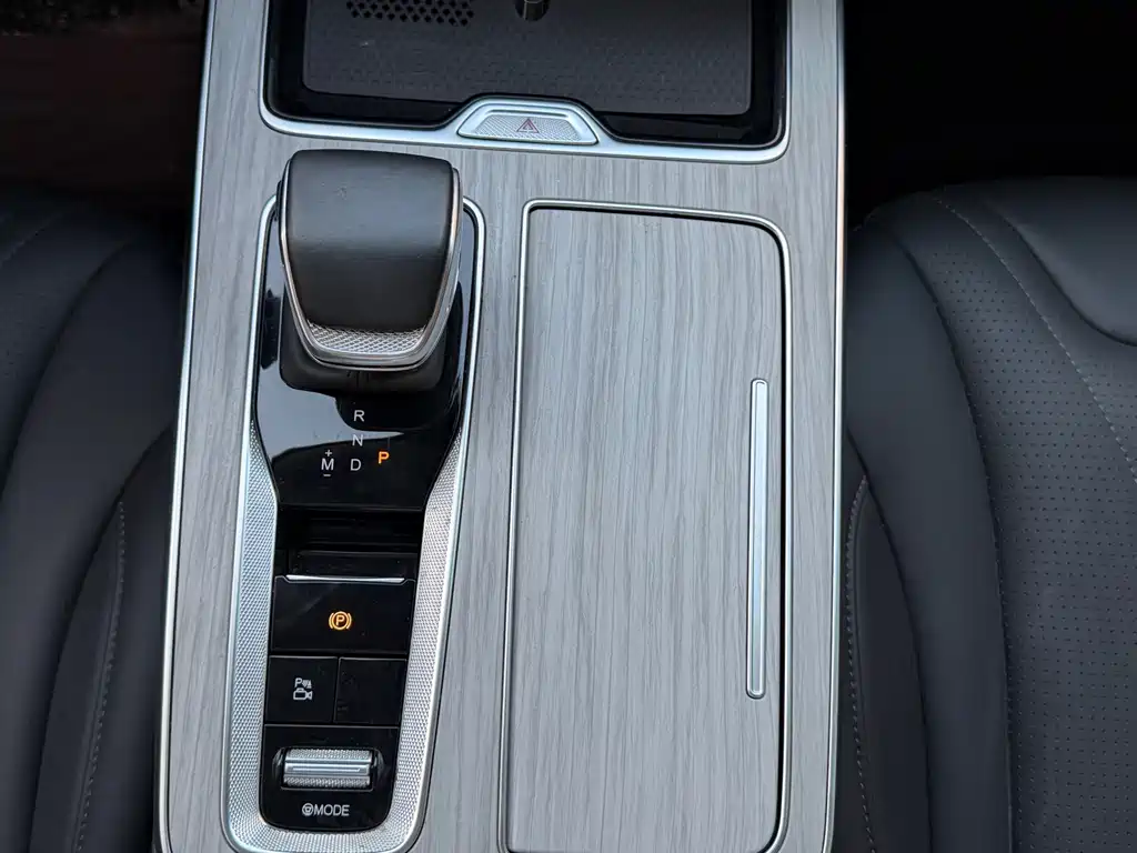 Hongqi Hongqi HS5 — миниатюра 16