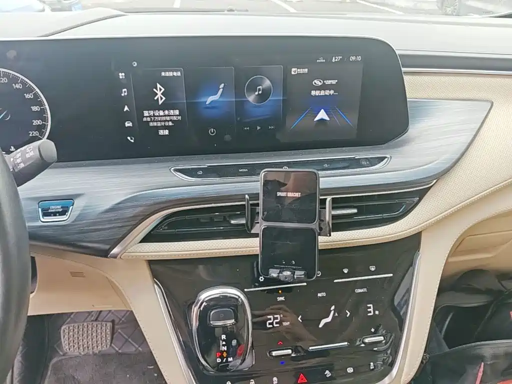 Buick GL8 — миниатюра 18