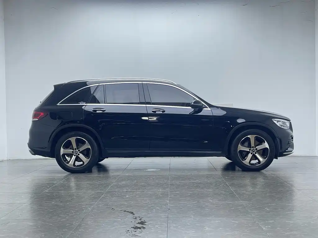 Mercedes-Benz GLC — миниатюра 7
