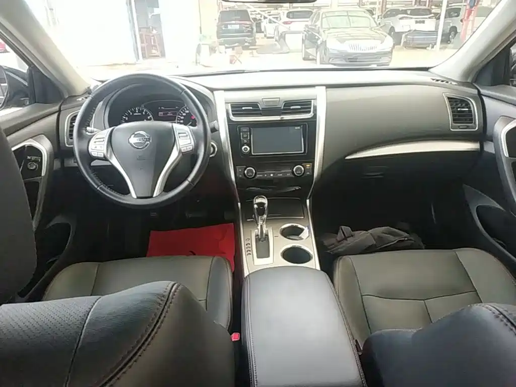 Nissan Teana — миниатюра 10