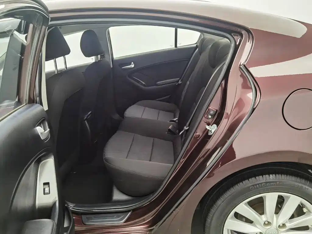 Kia K3 — миниатюра 15
