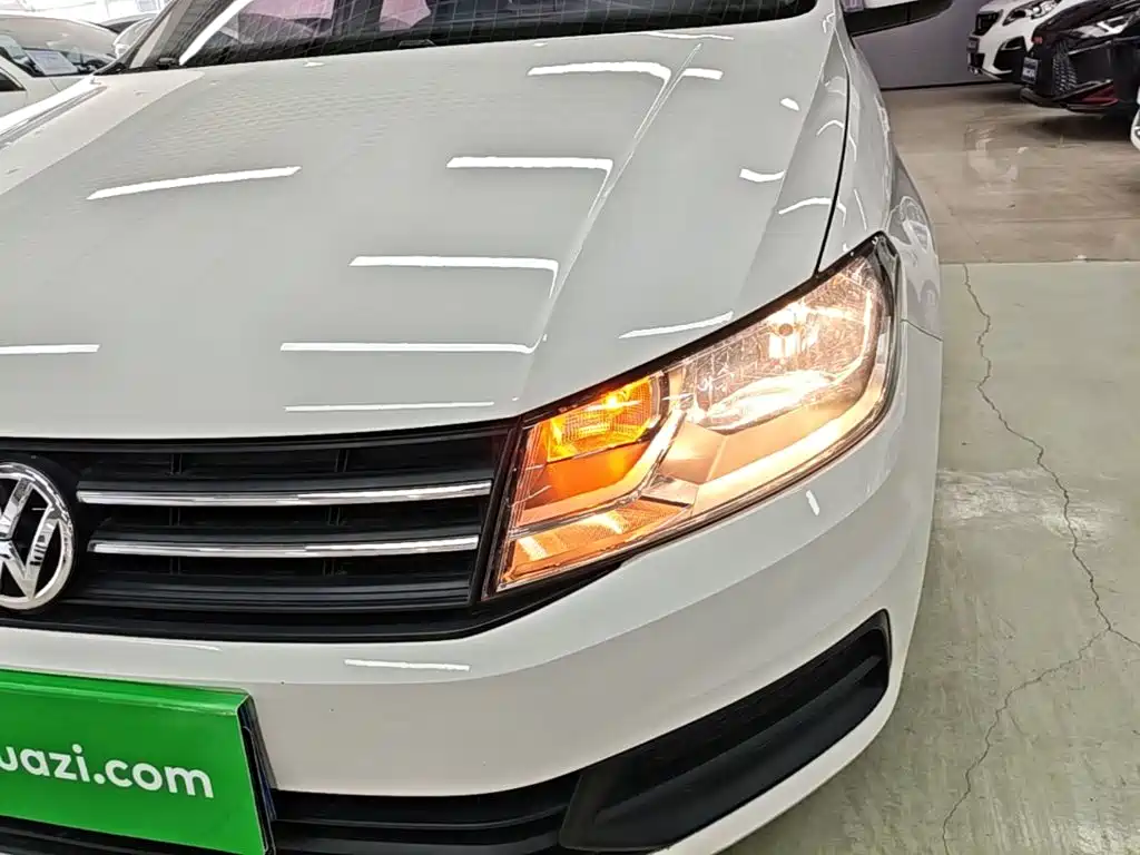 Volkswagen Santana — миниатюра 24