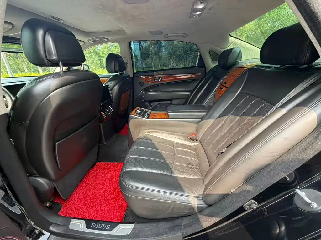 Hyundai Equus — миниатюра 7