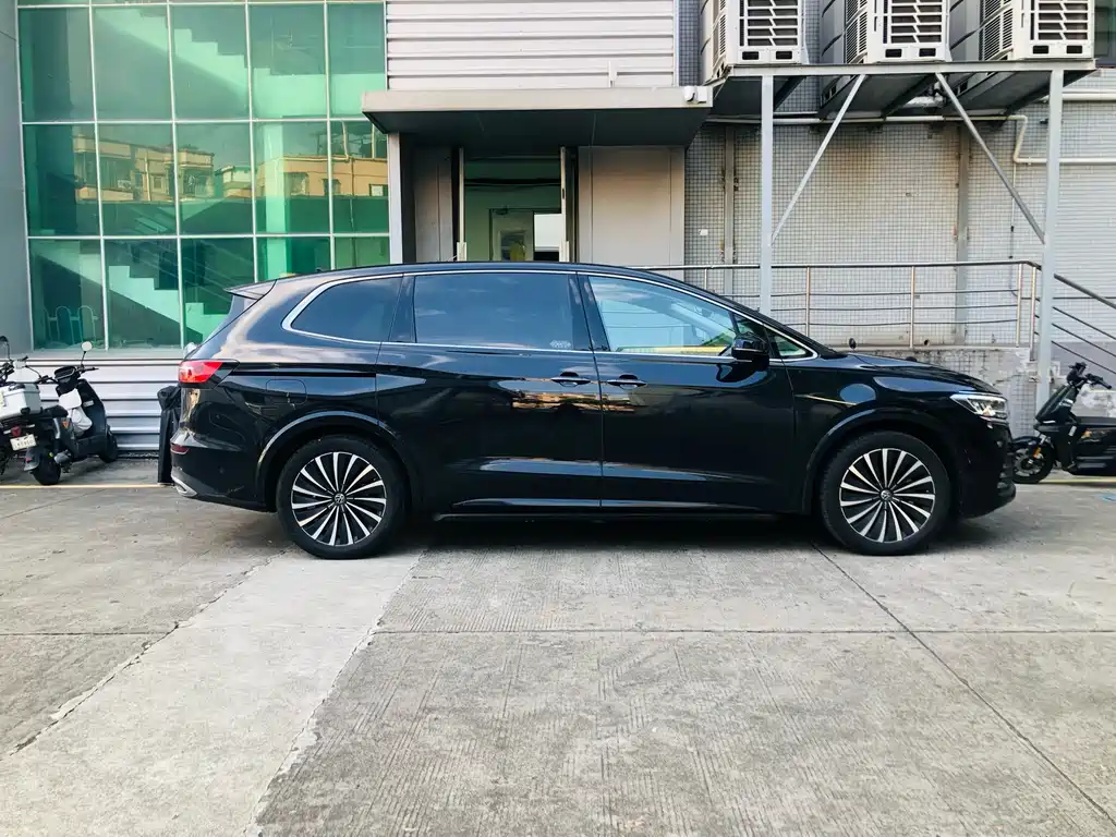 Volkswagen Viloran — миниатюра 7