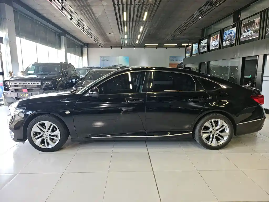 Honda Accord — миниатюра 4