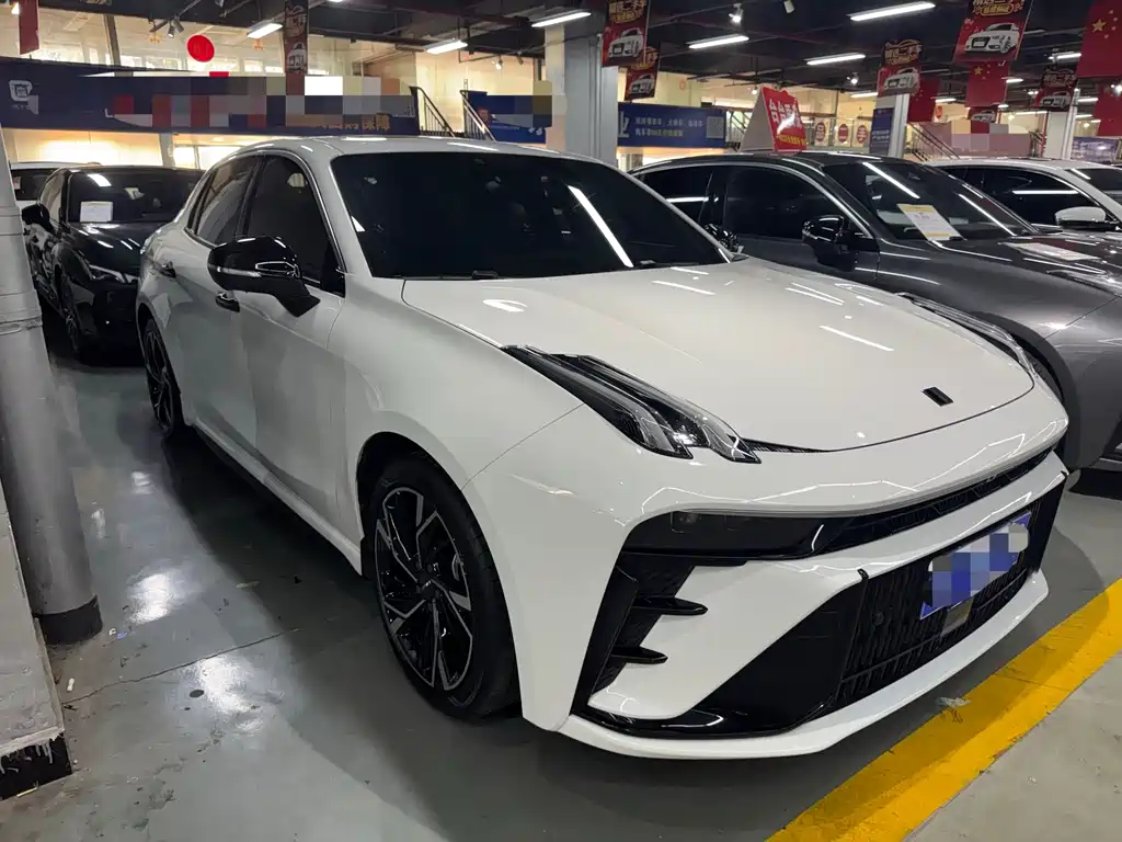 Lynk & Co 03 — миниатюра 3
