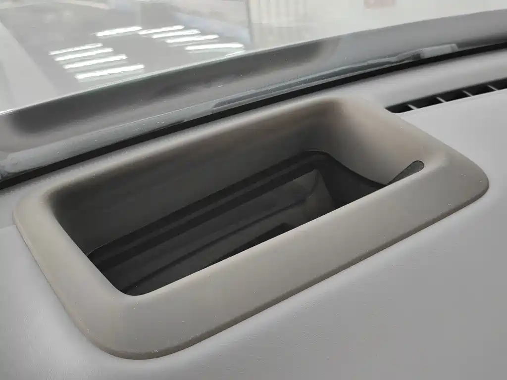 Li Auto Li L8 — миниатюра 9