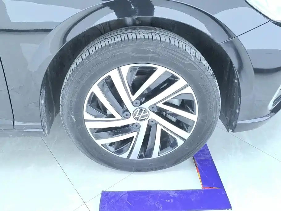 Volkswagen Lavida — миниатюра 6