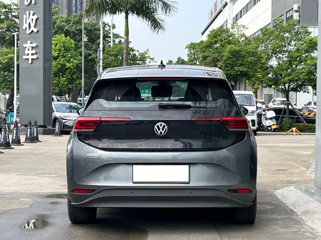 Volkswagen ID.3 — миниатюра 3