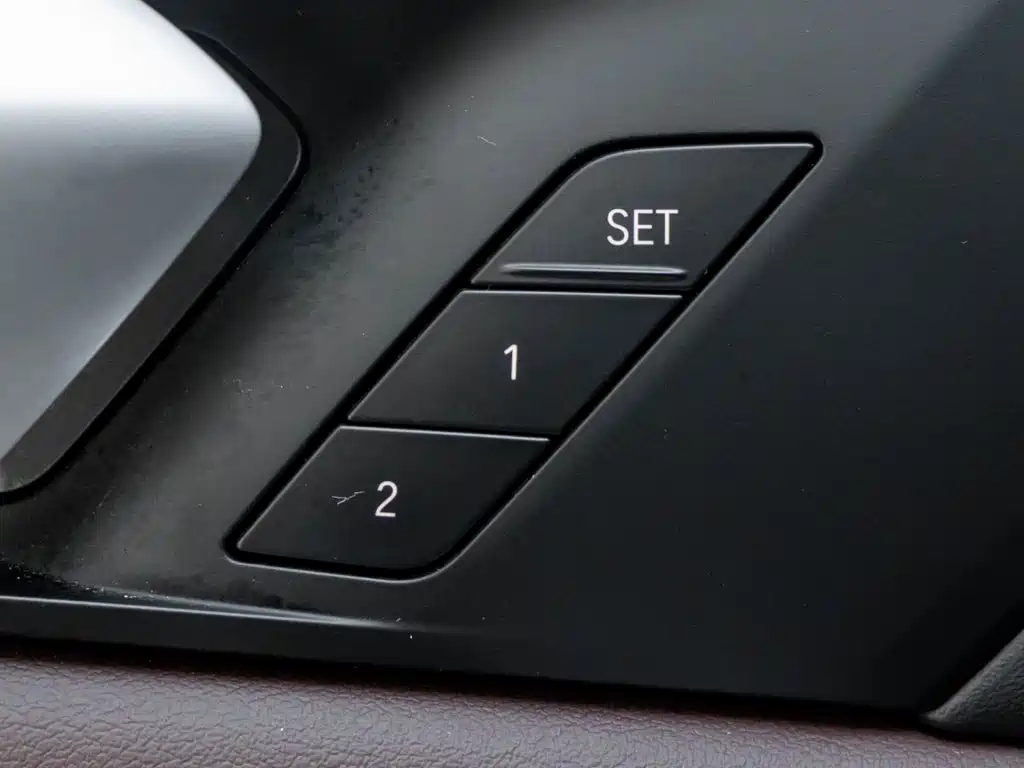 BMW X5 — миниатюра 23