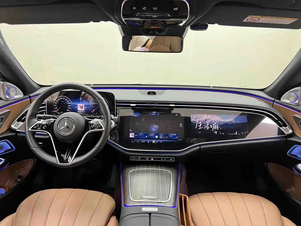 Mercedes-Benz E-Class — миниатюра 18