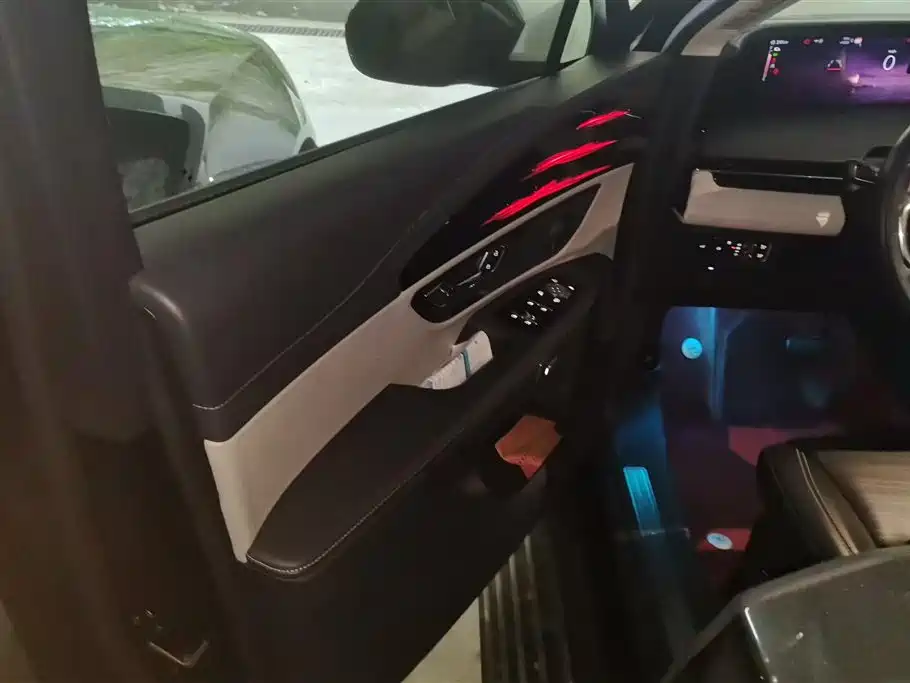 Lincoln Nautilus 2023 2.0T