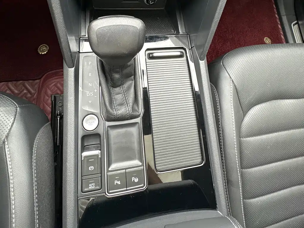 Volkswagen Teramont — миниатюра 13