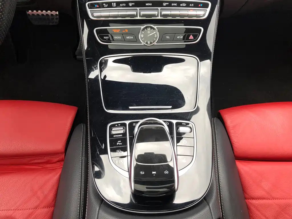 Mercedes-Benz E-Class (Import) — миниатюра 15