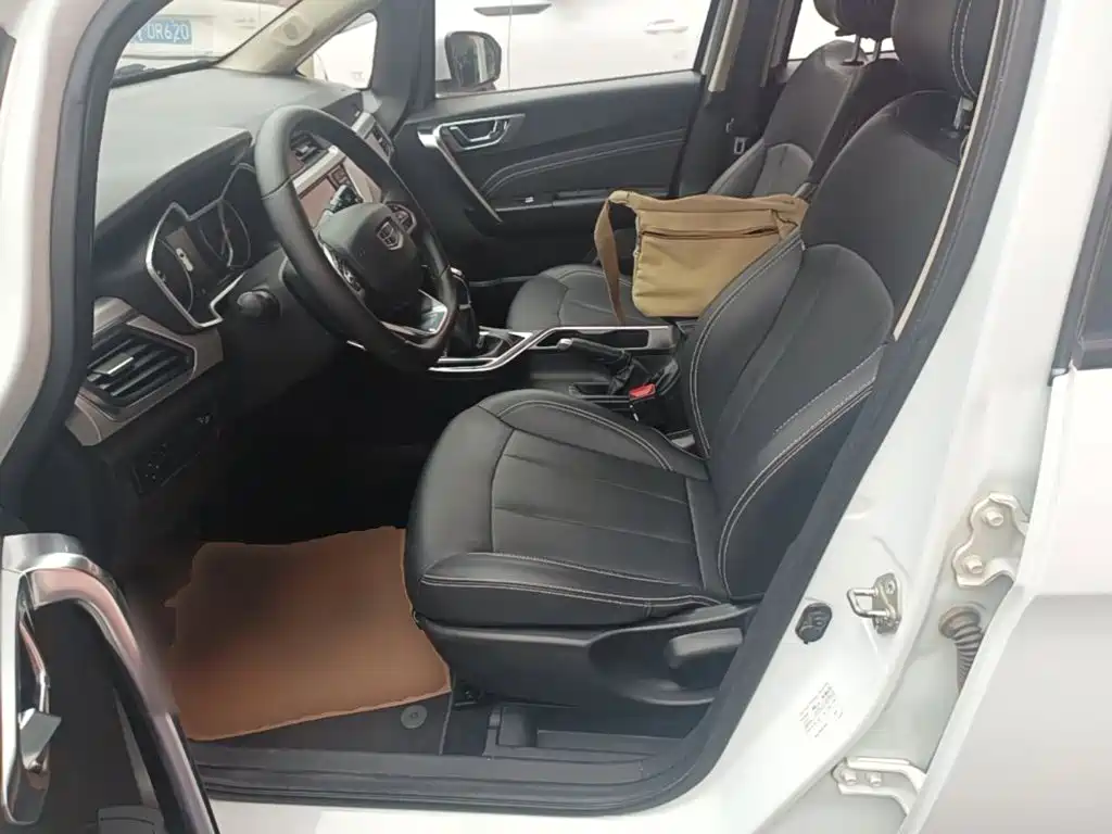 Geely Vision X3 — миниатюра 15