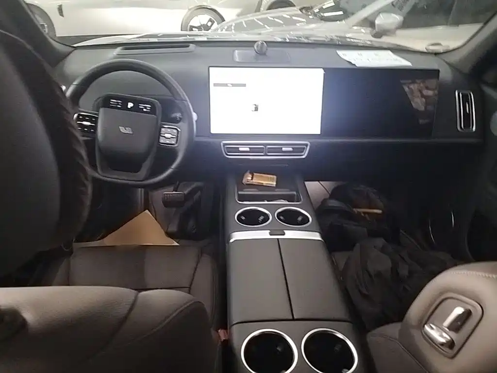 Li Auto Li L9 — миниатюра 10