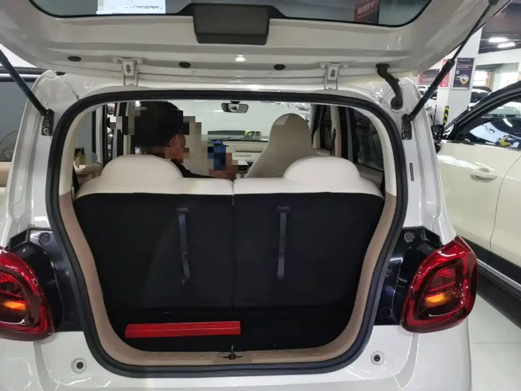 Wuling MINIEV — миниатюра 19