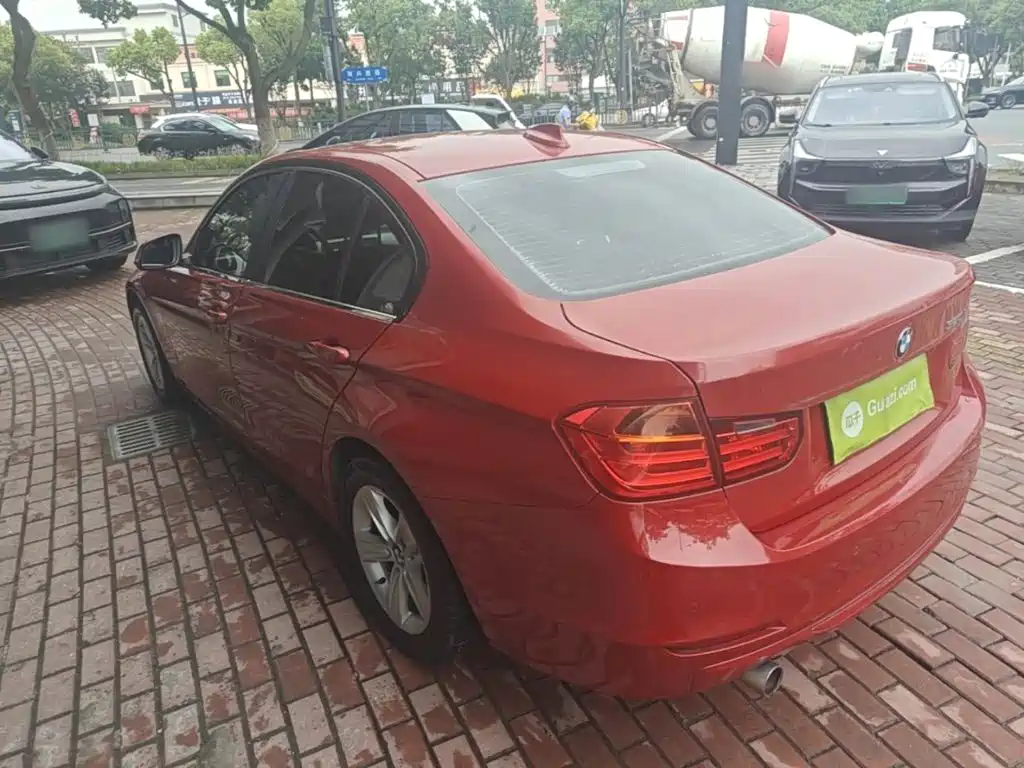 BMW 3 Series — миниатюра 5