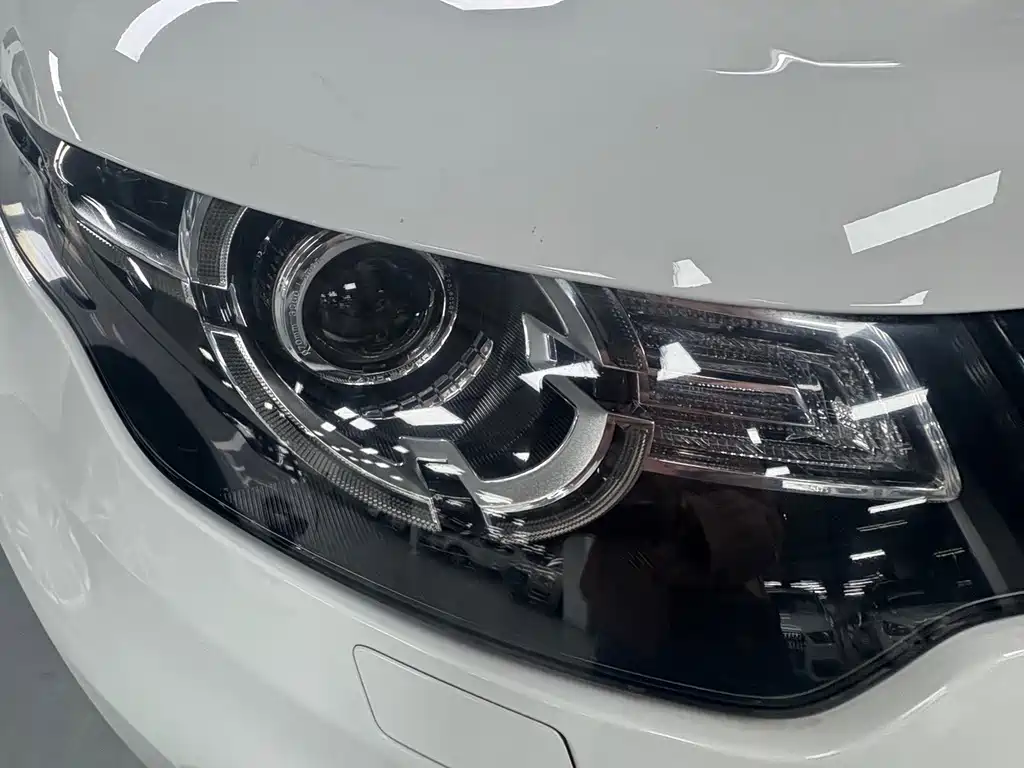 Land Rover Discovery Sport — миниатюра 4