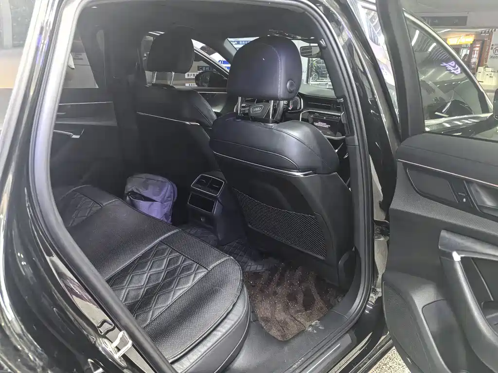 Audi A6L — миниатюра 4