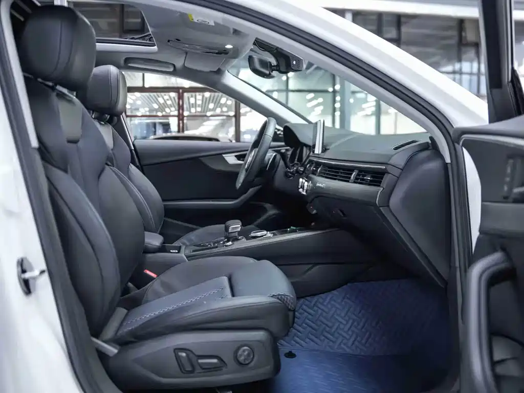 Audi A4L 2018 30 40 TFSI Sport